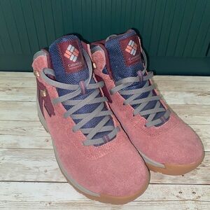 Columbia Suede Hiking Boots Women’s New